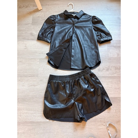 BB Dakota Tops - BB‎ Dakota Steve Madden button up faux leather black top women's M with shorts
